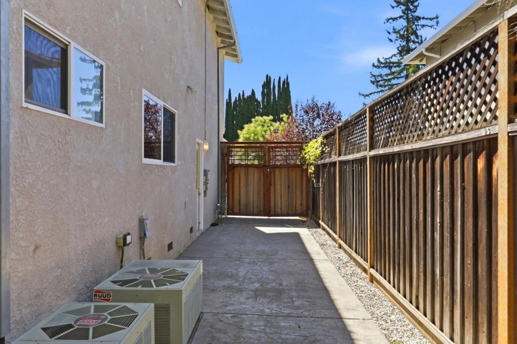 6124 Corte De La Reina Property Photo 51