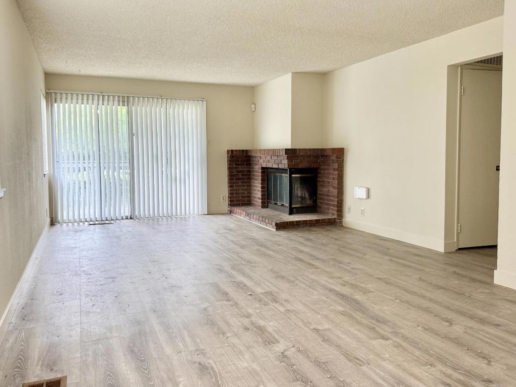 522 Lancaster Lane Property Photo 6
