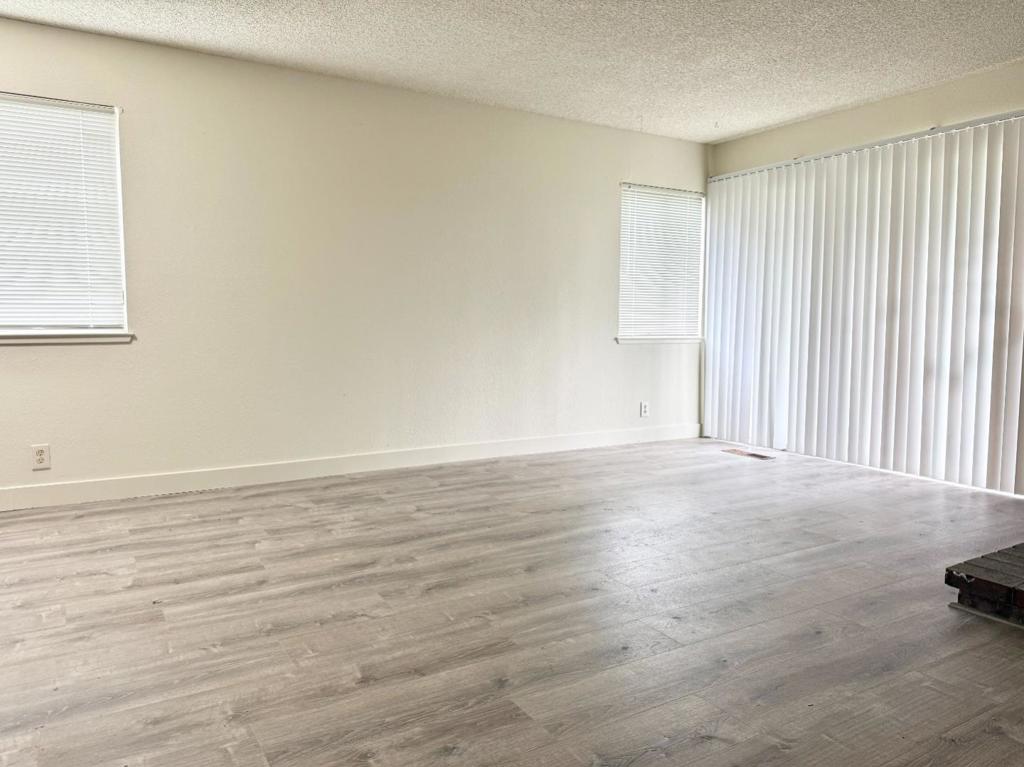 522 Lancaster Lane Property Photo 8