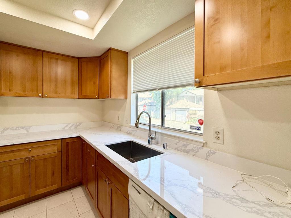 522 Lancaster Lane Property Photo 11