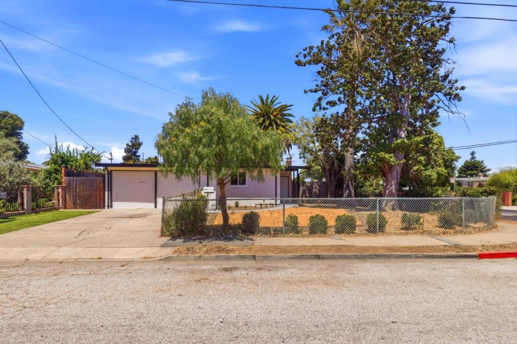 1827 Stevens Avenue Property Photo 1