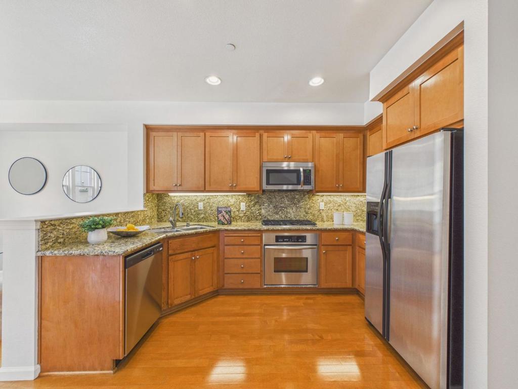 873 Agnew Road Property Photo 6