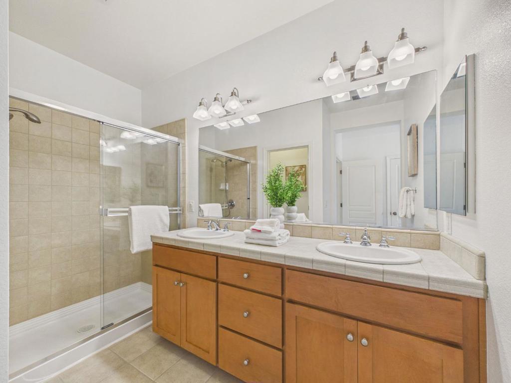 873 Agnew Road Property Photo 14
