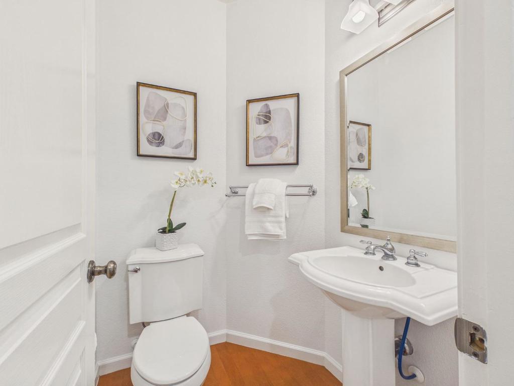 873 Agnew Road Property Photo 20