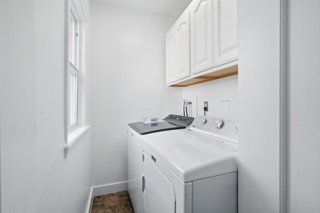 275 Maywood Drive Property Photo 33