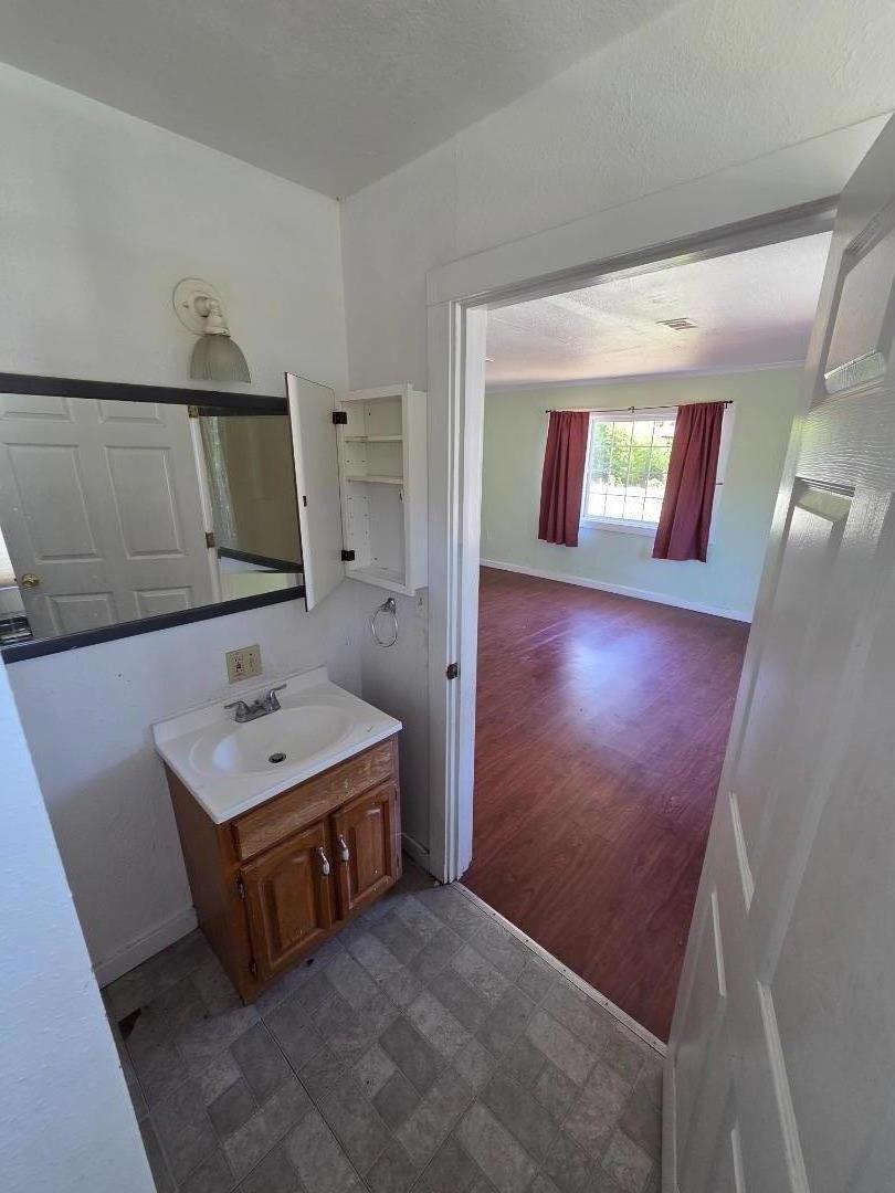 ML82055141 Property Photo 63