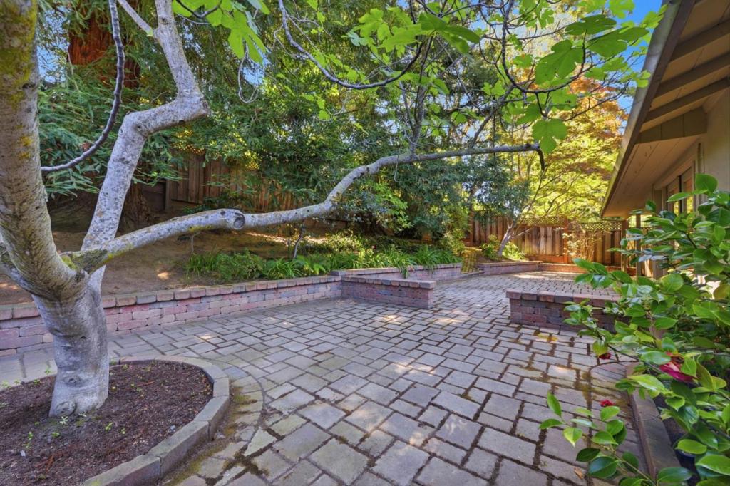 1265 Altschul Avenue Property Photo 29