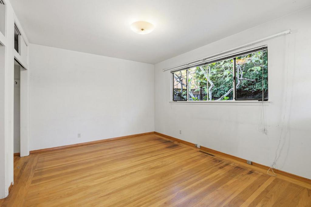 1265 Altschul Avenue Property Photo 44