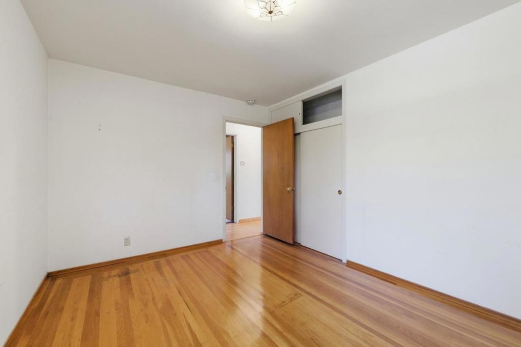 1265 Altschul Avenue Property Photo 49