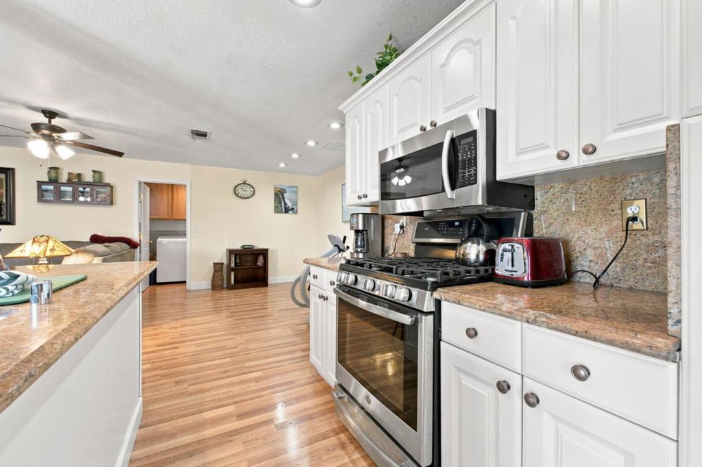 4201 Palomar Drive Property Photo 15