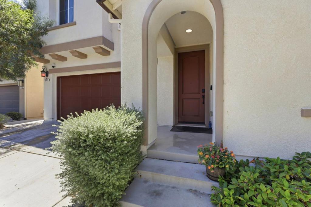 6567 Sanchez Place Property Photo 5