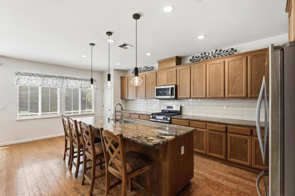 6567 Sanchez Place Property Photo 10