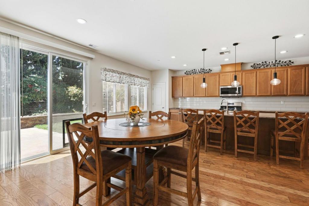 6567 Sanchez Place Property Photo 16
