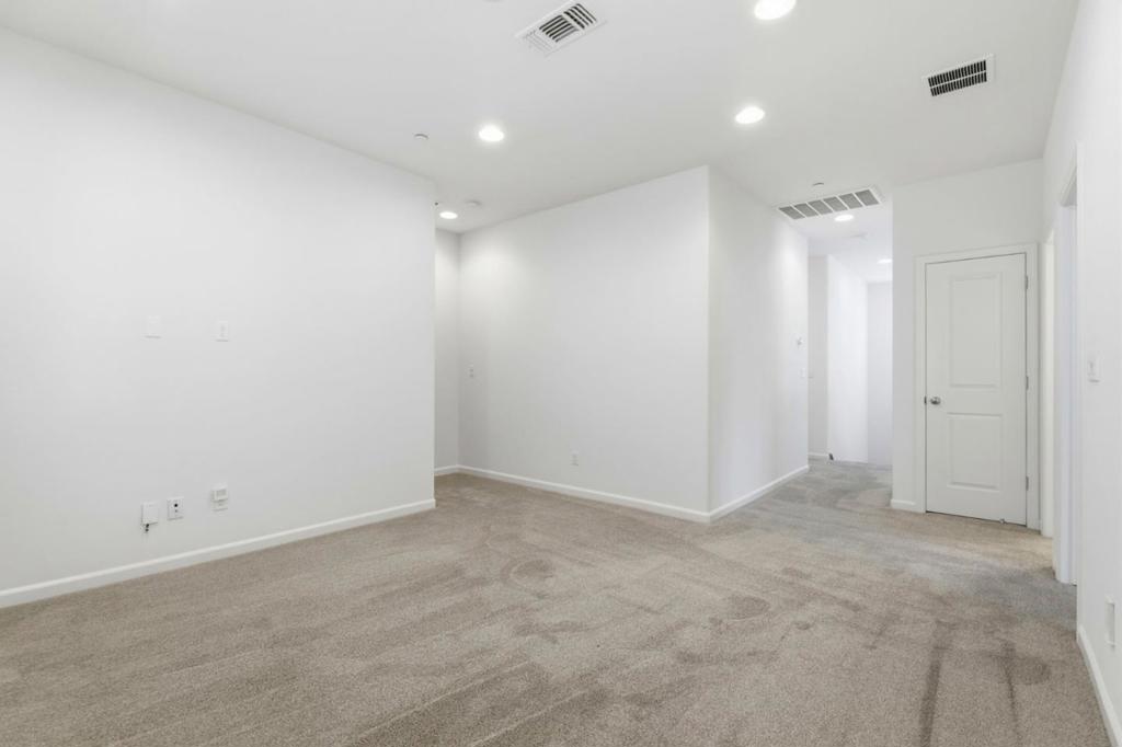 6567 Sanchez Place Property Photo 18