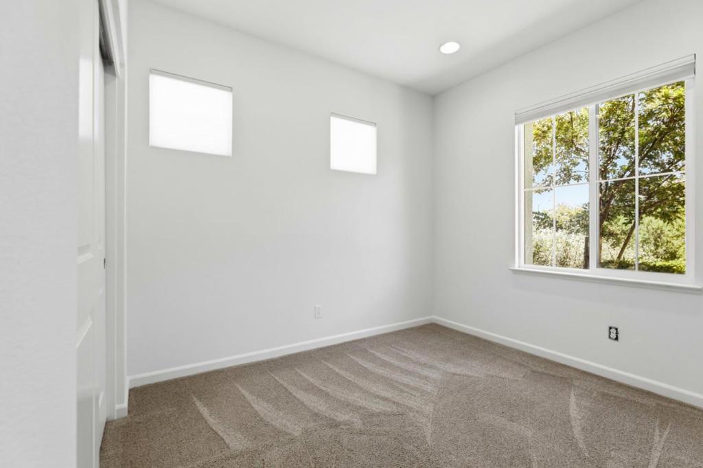 6567 Sanchez Place Property Photo 24