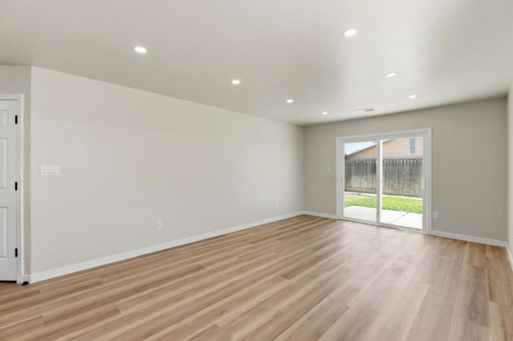 3709 Harris Road Property Photo 15