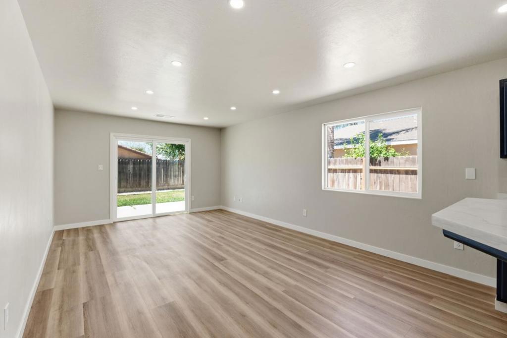 3709 Harris Road Property Photo 16