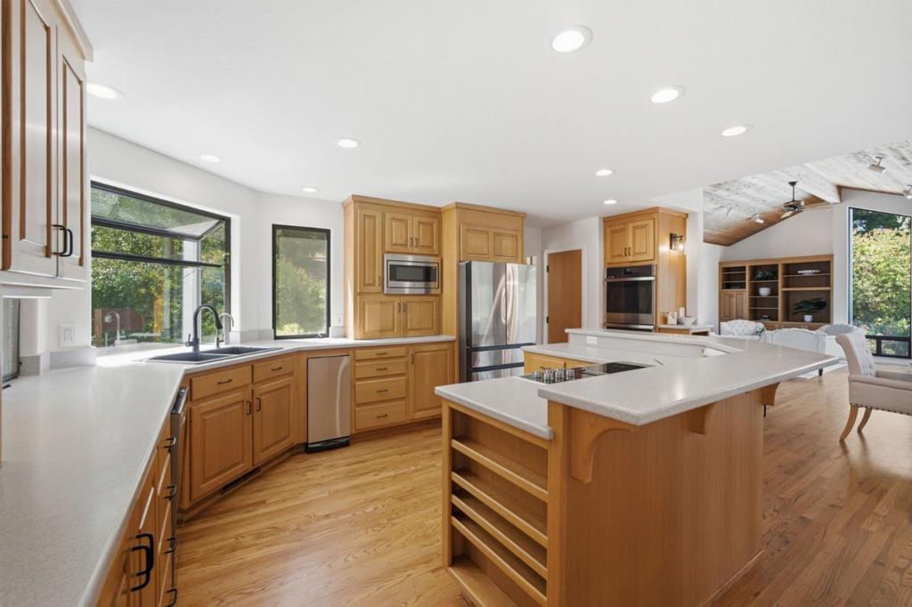 17575 Mountain Charlie Road Property Photo 24