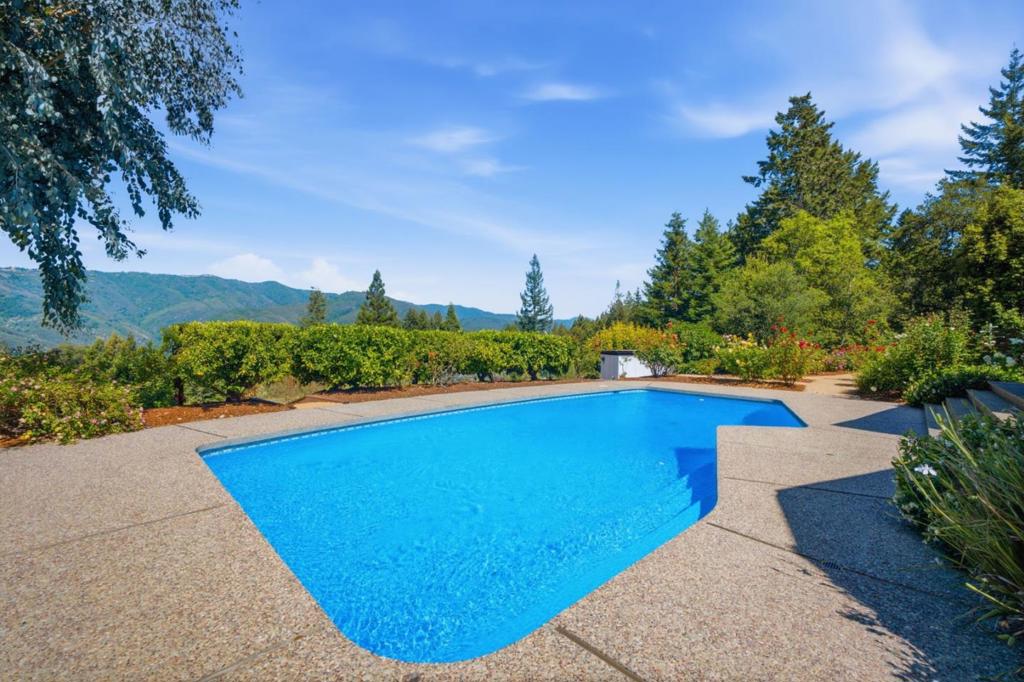 17575 Mountain Charlie Road Property Photo 34