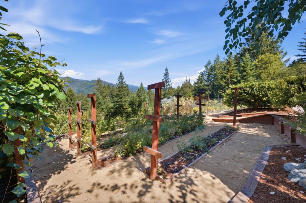 17575 Mountain Charlie Road Property Photo 37