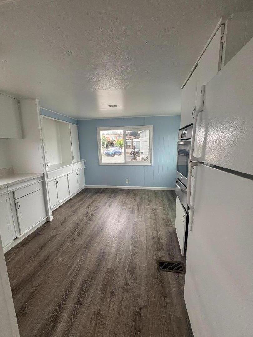253 2nd Avenue S37 Property Photo 8