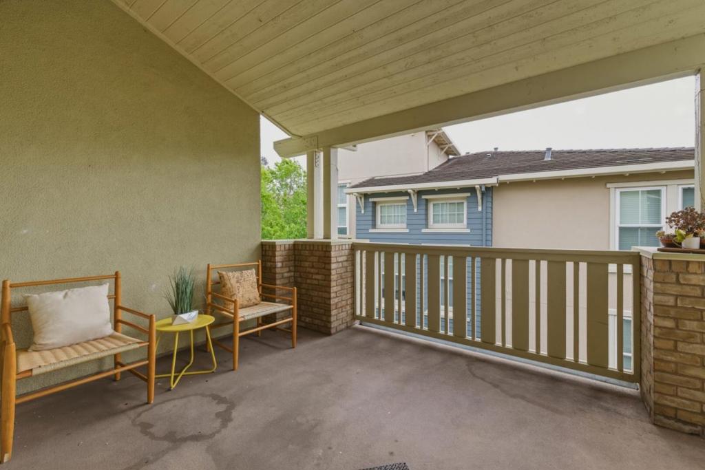 38 Silk Oak Terrace Property Photo 34