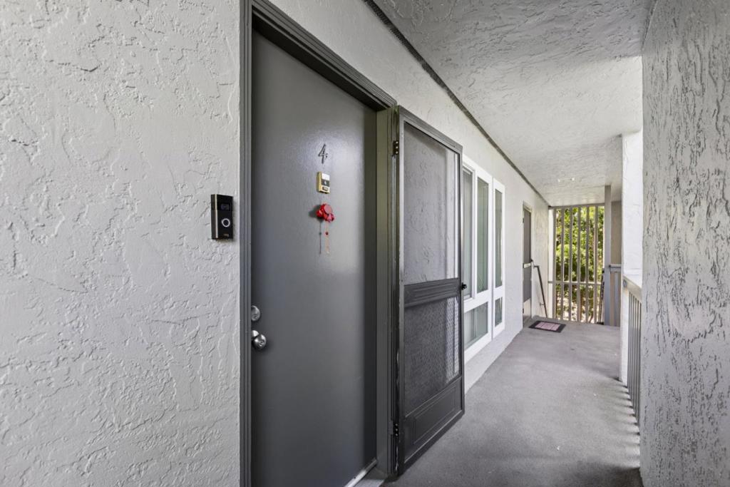 1411 Oxford Street Property Photo 16