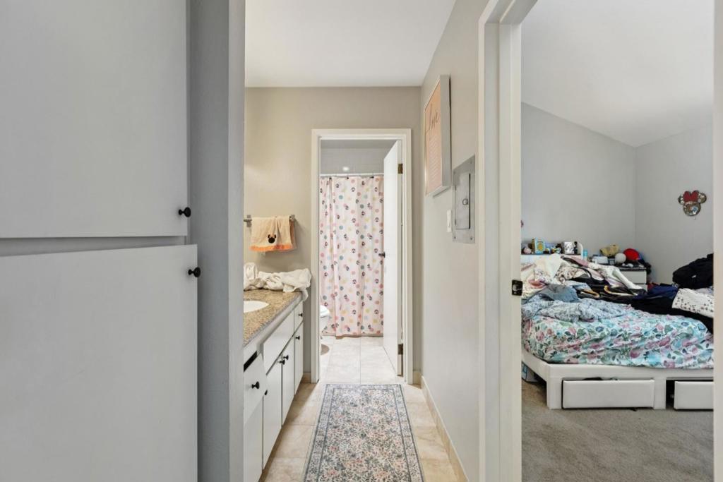 1411 Oxford Street Property Photo 36