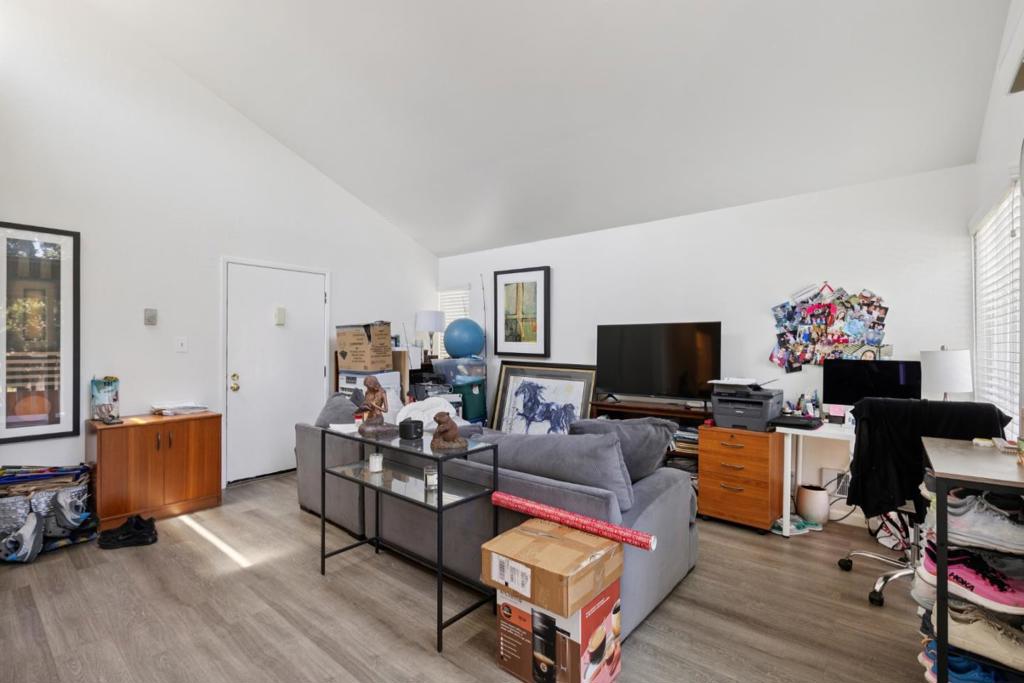 1411 Oxford Street Property Photo 43