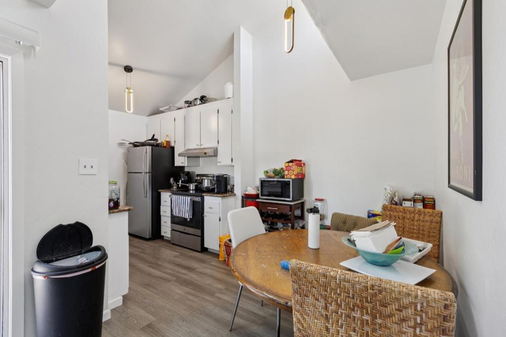 1411 Oxford Street Property Photo 45
