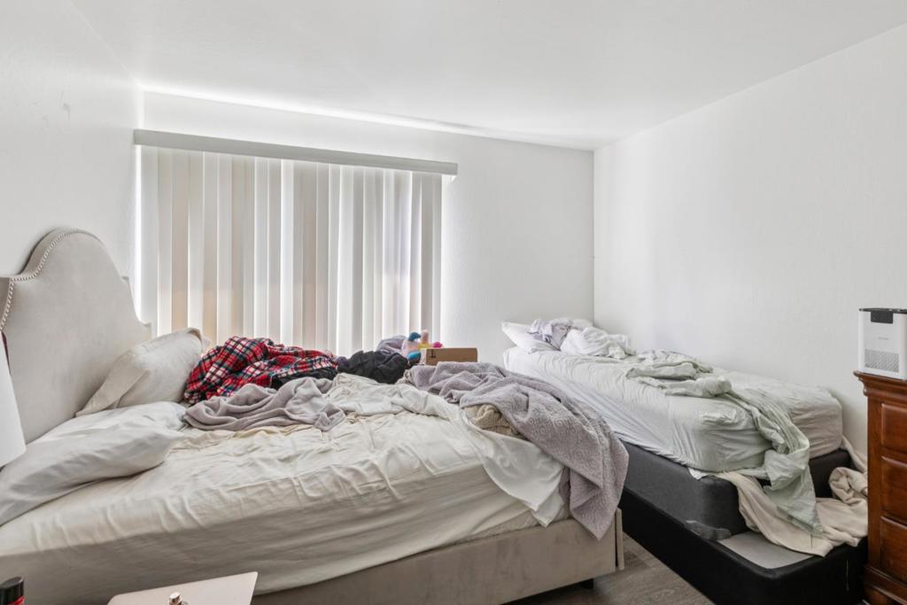 1411 Oxford Street Property Photo 50