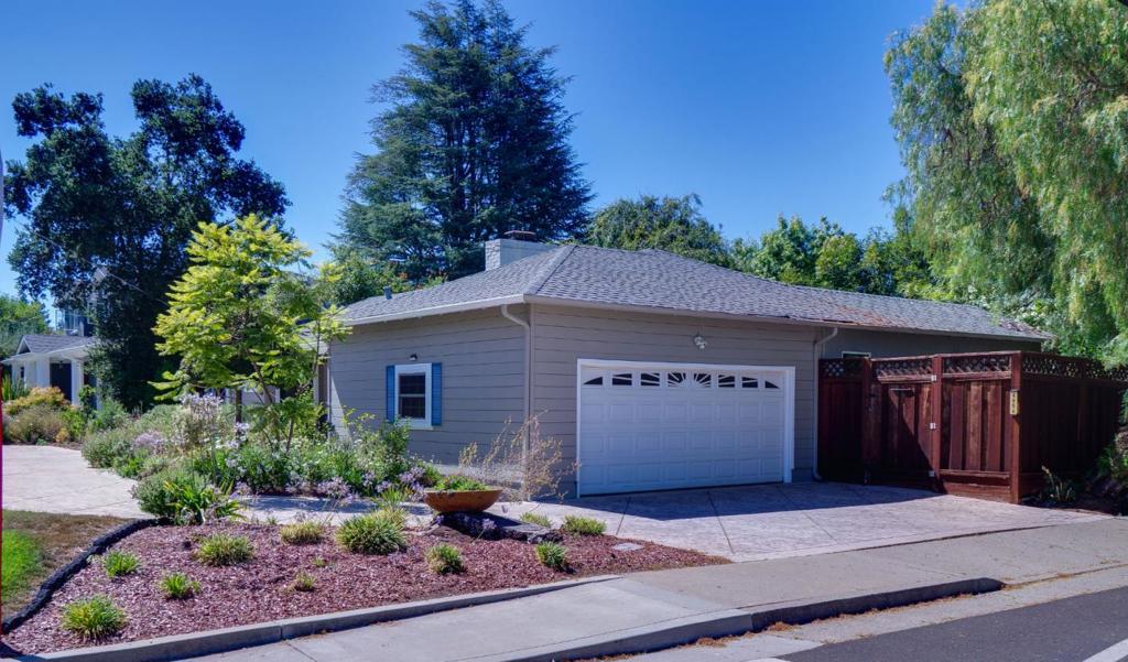 495 Arboleda Drive Property Photo 46