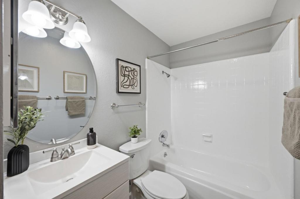 662 Picasso Terrace Property Photo 15