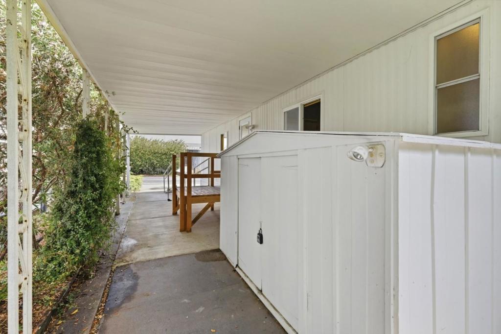 2395 Delaware Avenue 122 Property Photo 32