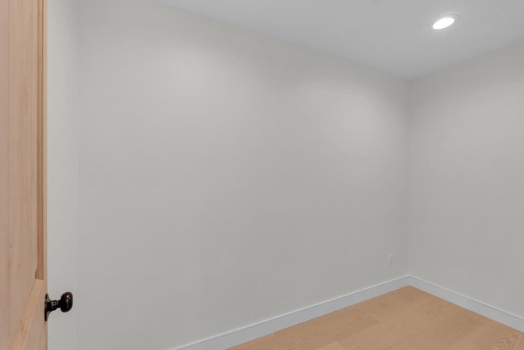 727 Lakehaven Drive Property Photo 36
