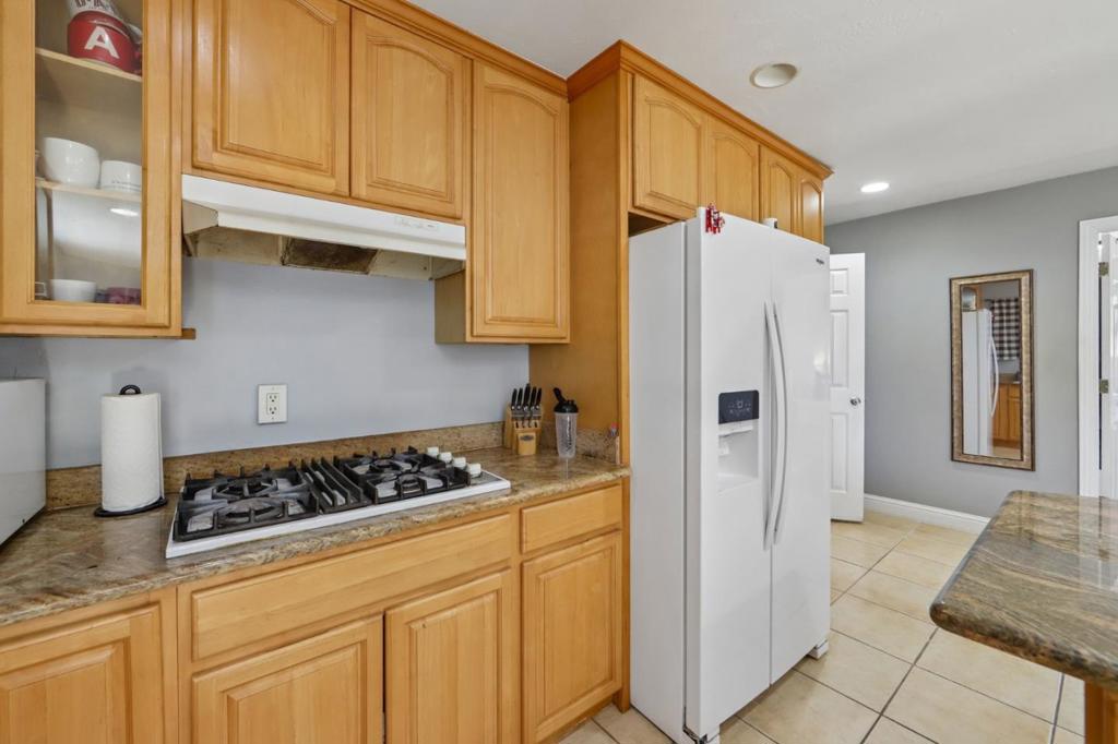 9 Hughes Road Property Photo 19