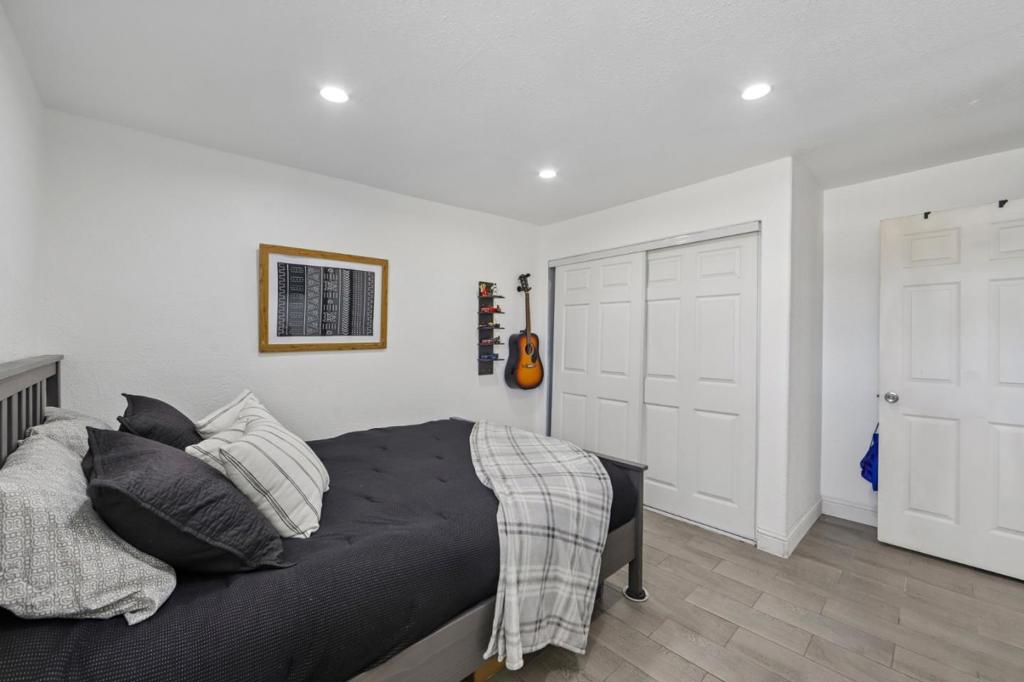 9 Hughes Road Property Photo 21