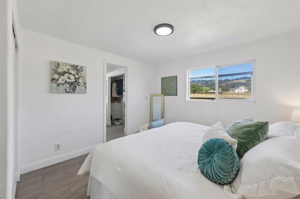 9 Hughes Road Property Photo 25