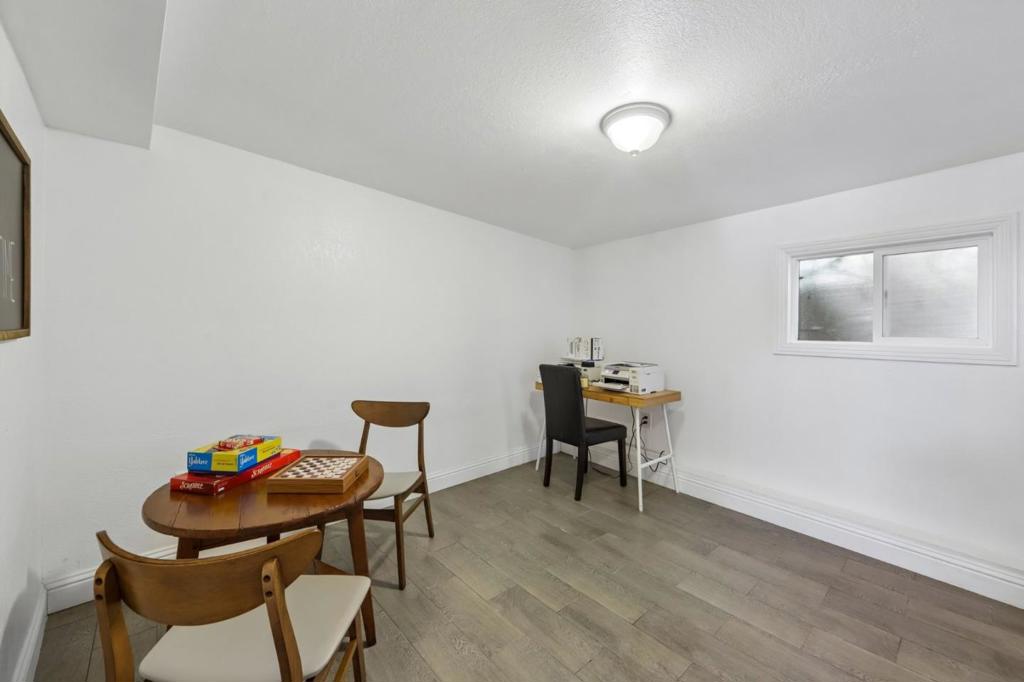 9 Hughes Road Property Photo 31