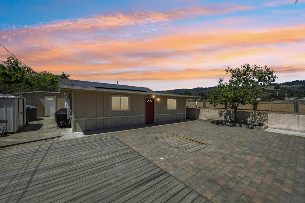 9 Hughes Road Property Photo 44