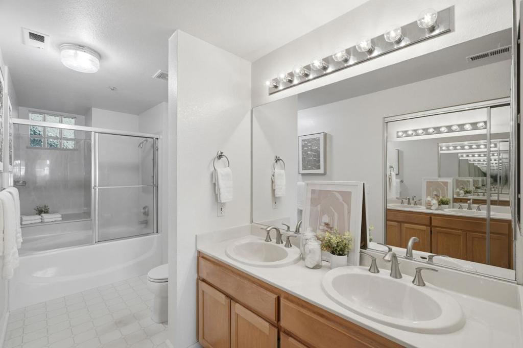 601 Baltic Circle 607 Property Photo 11