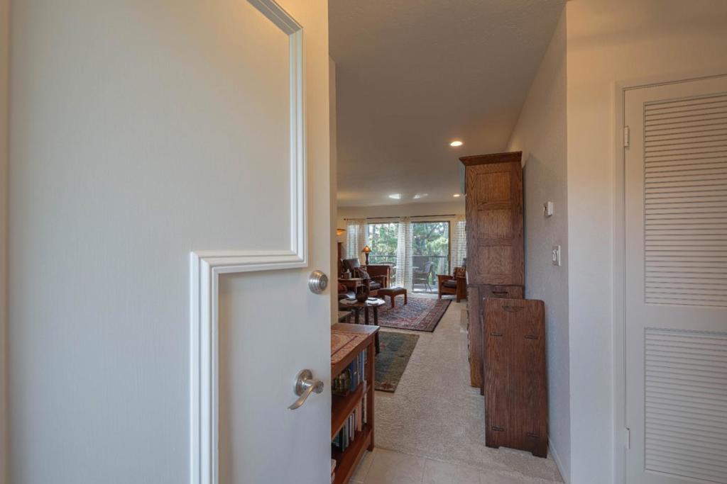 120 Del Mesa Carmel Property Photo 4