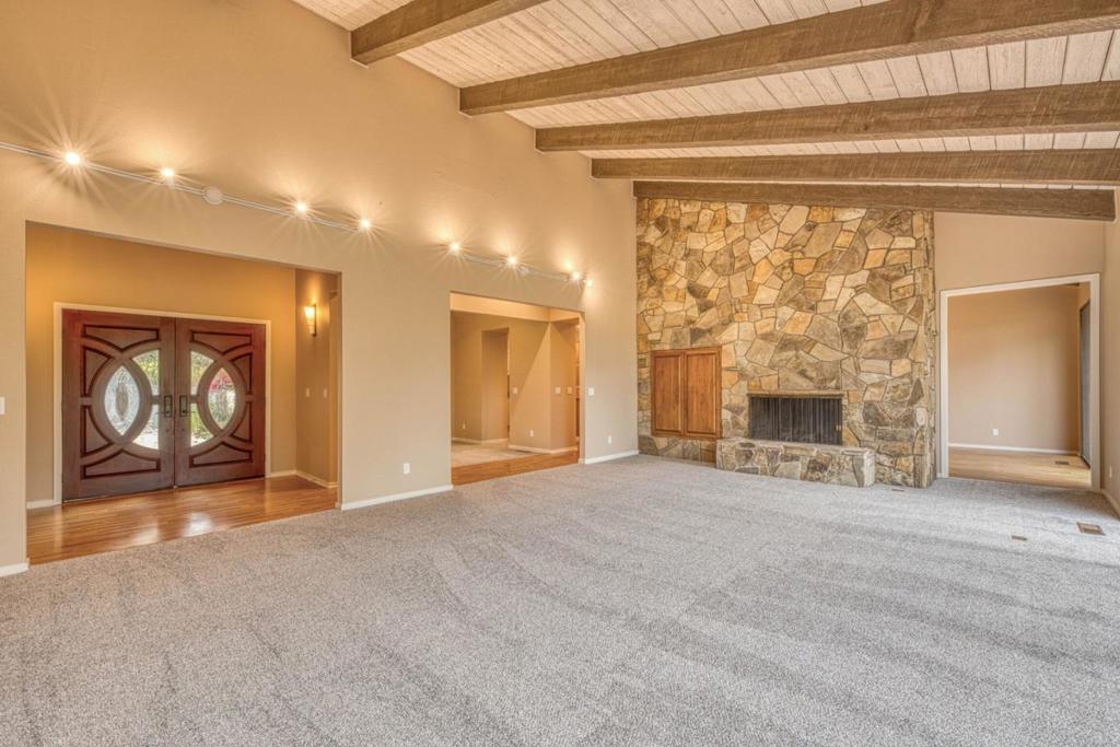 1052 San Carlos Road Property Photo 13