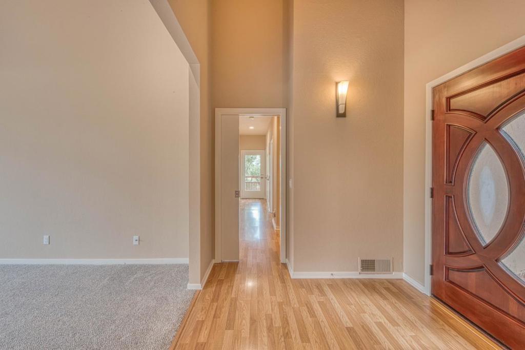 1052 San Carlos Road Property Photo 29