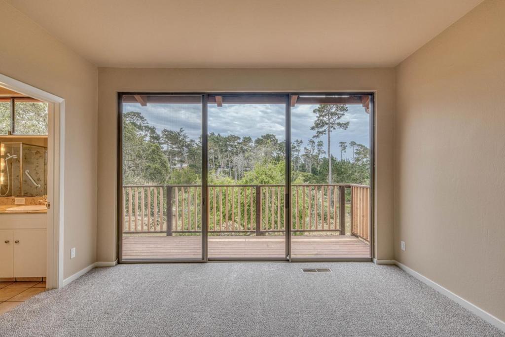 1052 San Carlos Road Property Photo 31