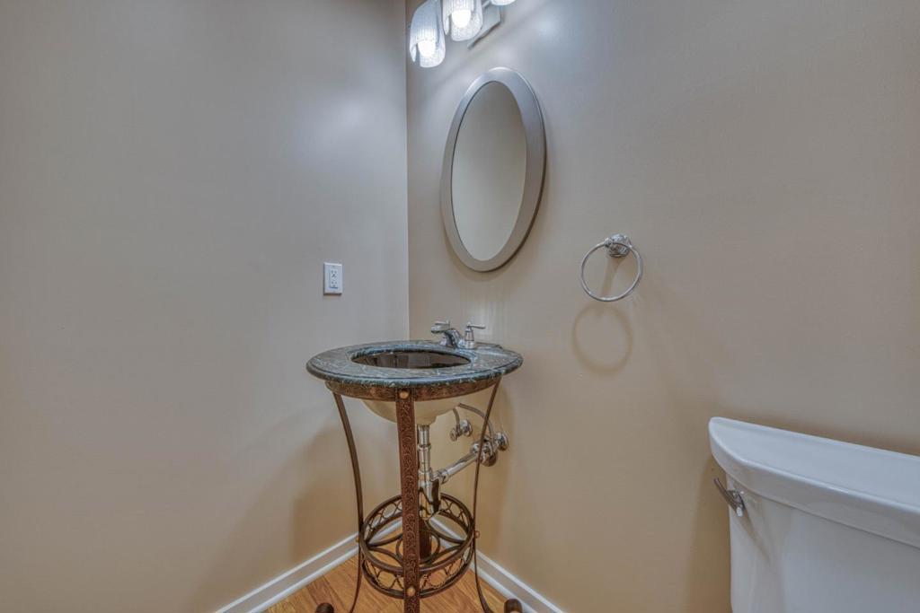 1052 San Carlos Road Property Photo 46