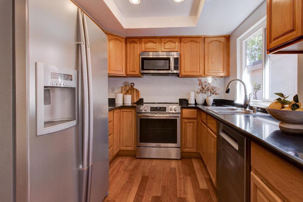 1213 Manet Drive Property Photo 12