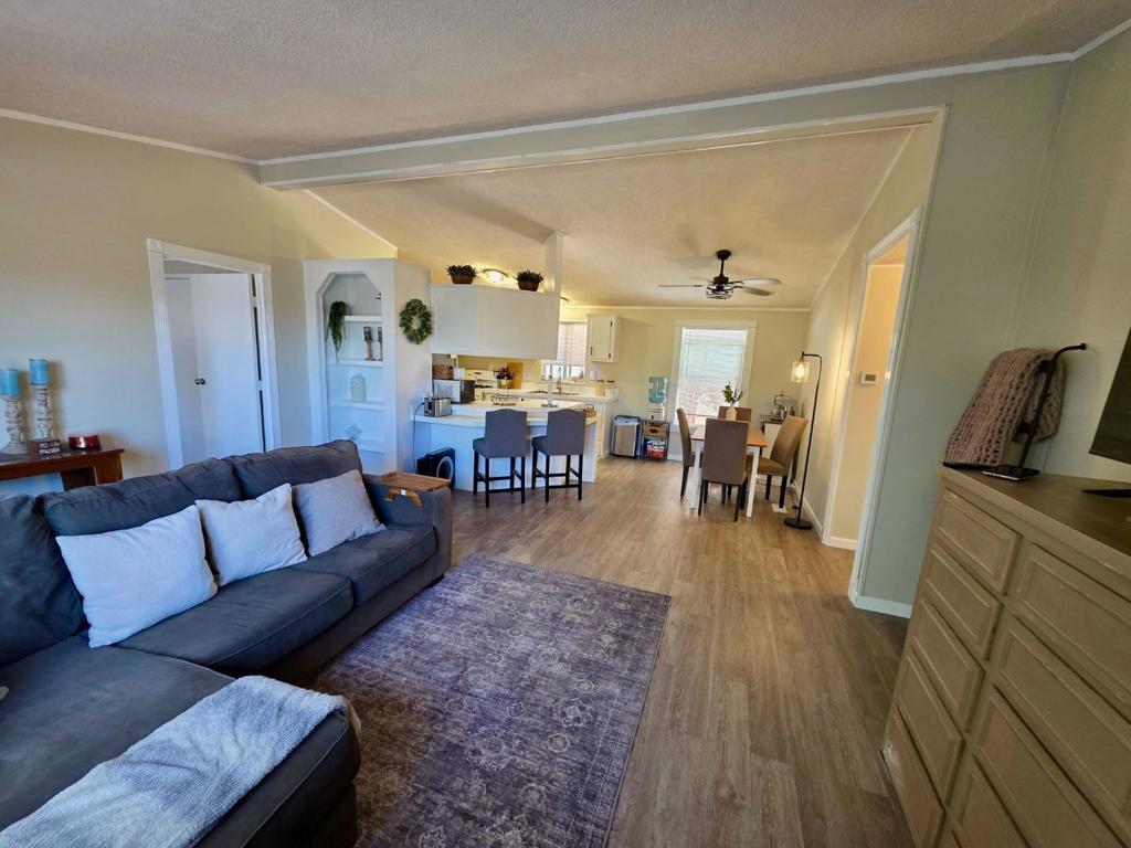 2900 Fairview Road 76 Property Photo 10