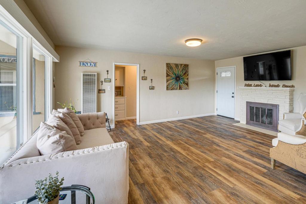 950 Portola Property Photo 3