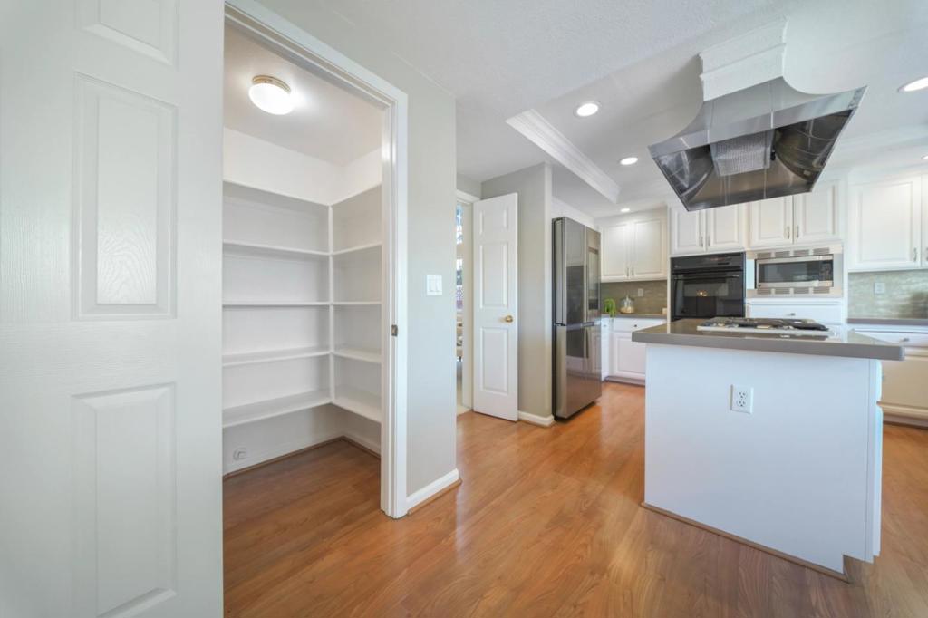 5247 Ligurian Court Property Photo 22